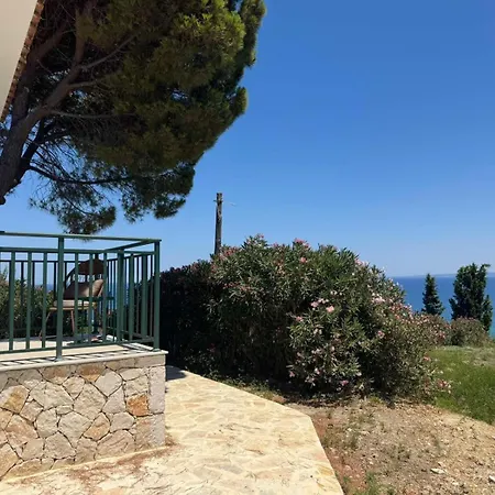 Вилла Xenia Sea View *