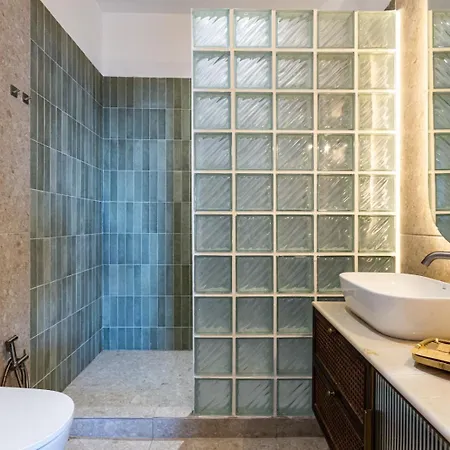 Vila Xenia Sea View *