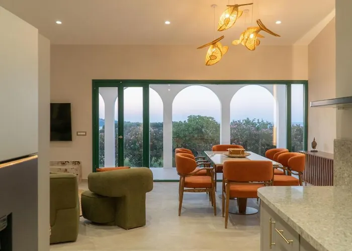 Xenia Sea View *